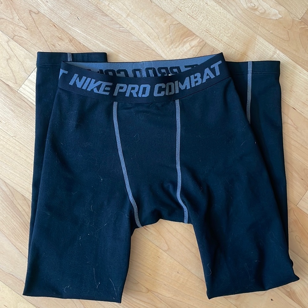 Nike kid’s pro combat legging
